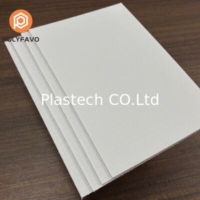 Painéis Laminados de Chapa de Favo de Mel PP Personalizáveis de 4mm para Revestimento de Parede de Furgão de Carga Ford